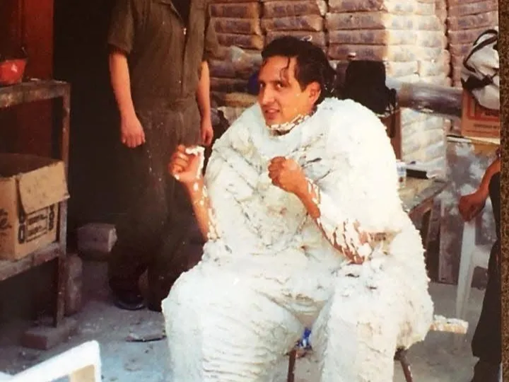 On a retrouvé l’homme qui a prêté son corps à la statue du stade Azteca