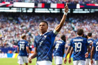 Et à la fin, c'est Kylian qui marque