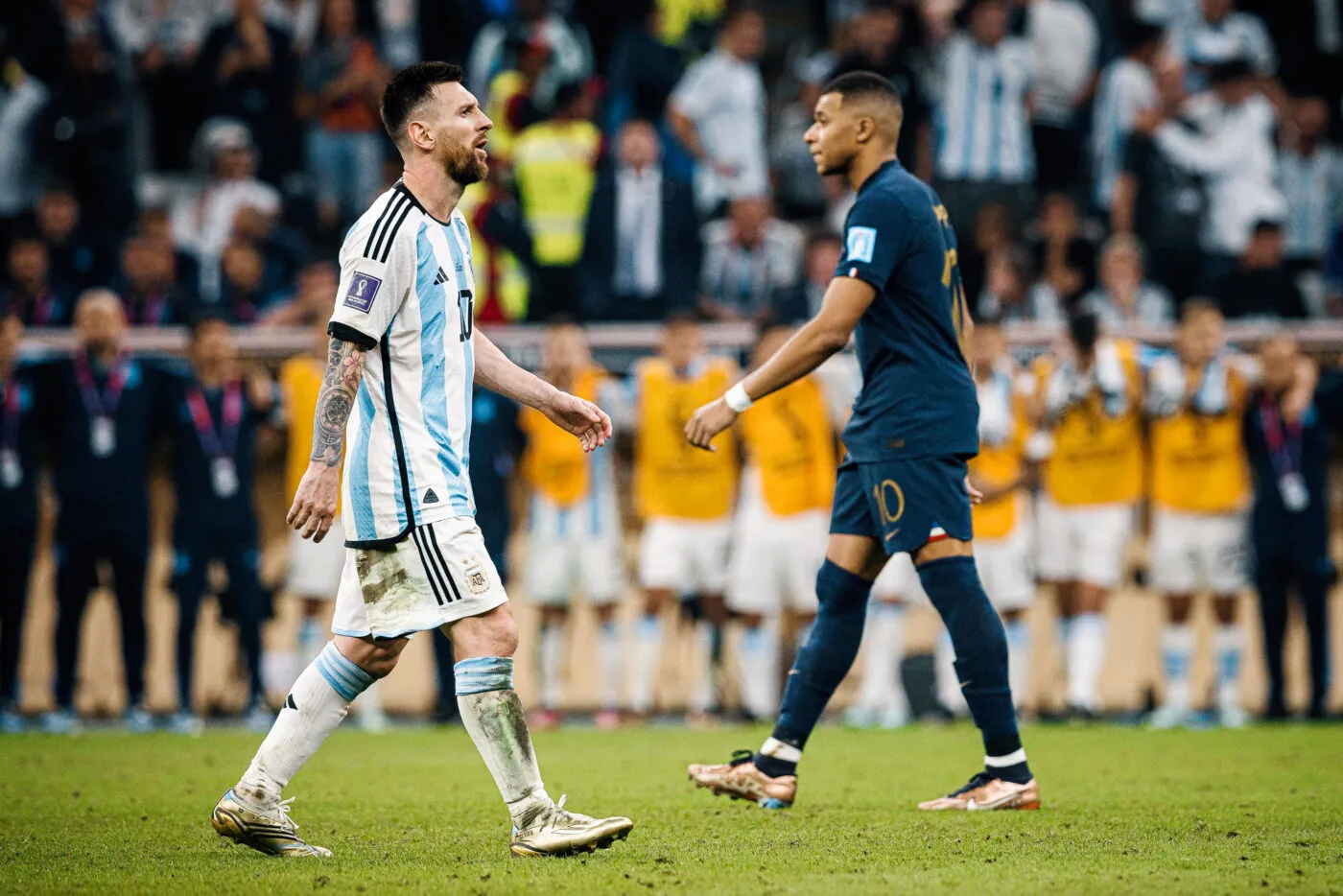 Mbappé et Messi : la course aux étoiles