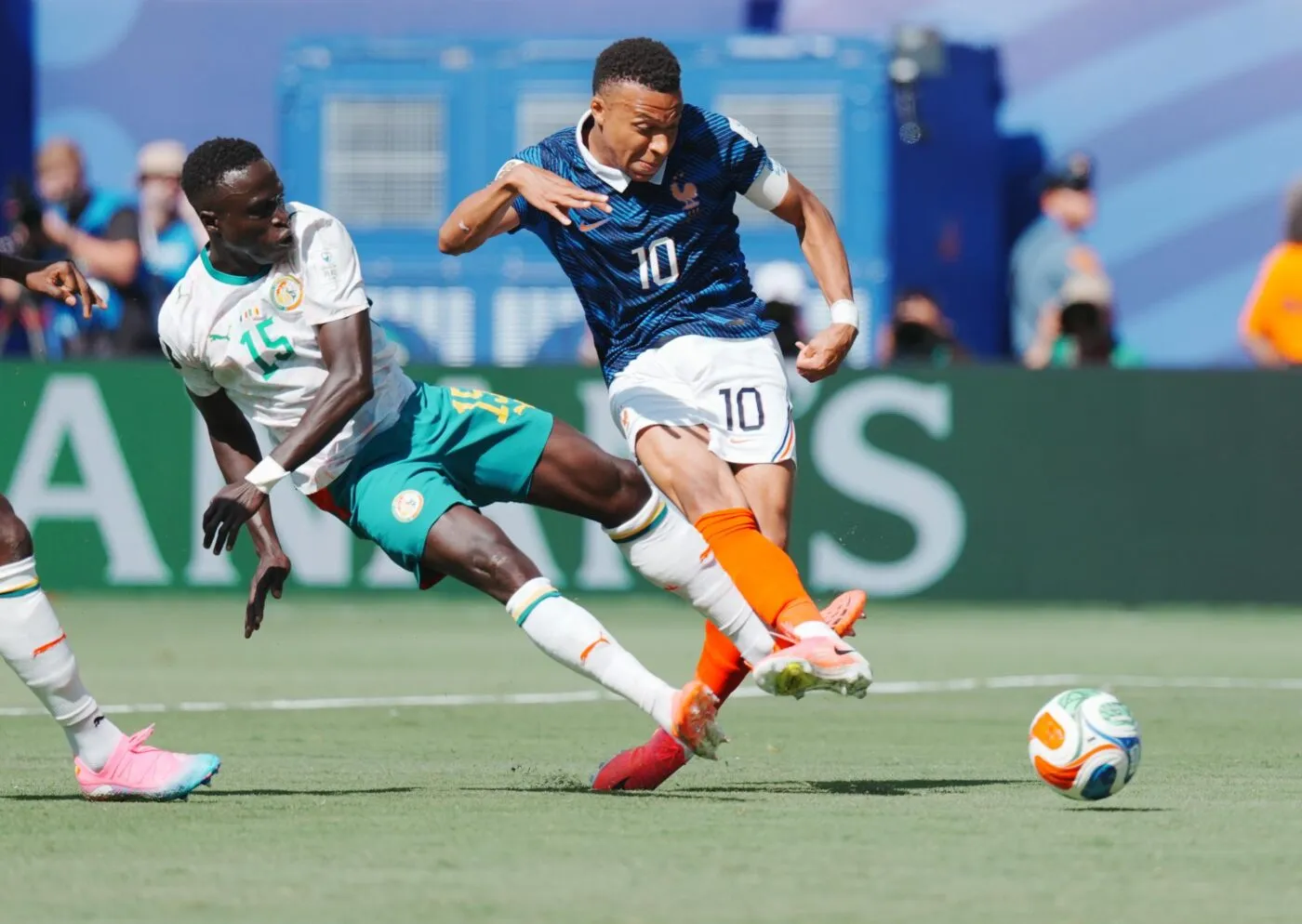 On sait qui a marqué le but le plus lointain de cette première journée de Coupe du monde
