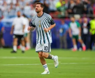 Javier Milei s'indigne après une fake news sur le père de Lionel Messi