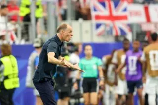 Thomas Tuchel a gagné, les photographes vont être déplacés pendant les hymnes nationaux