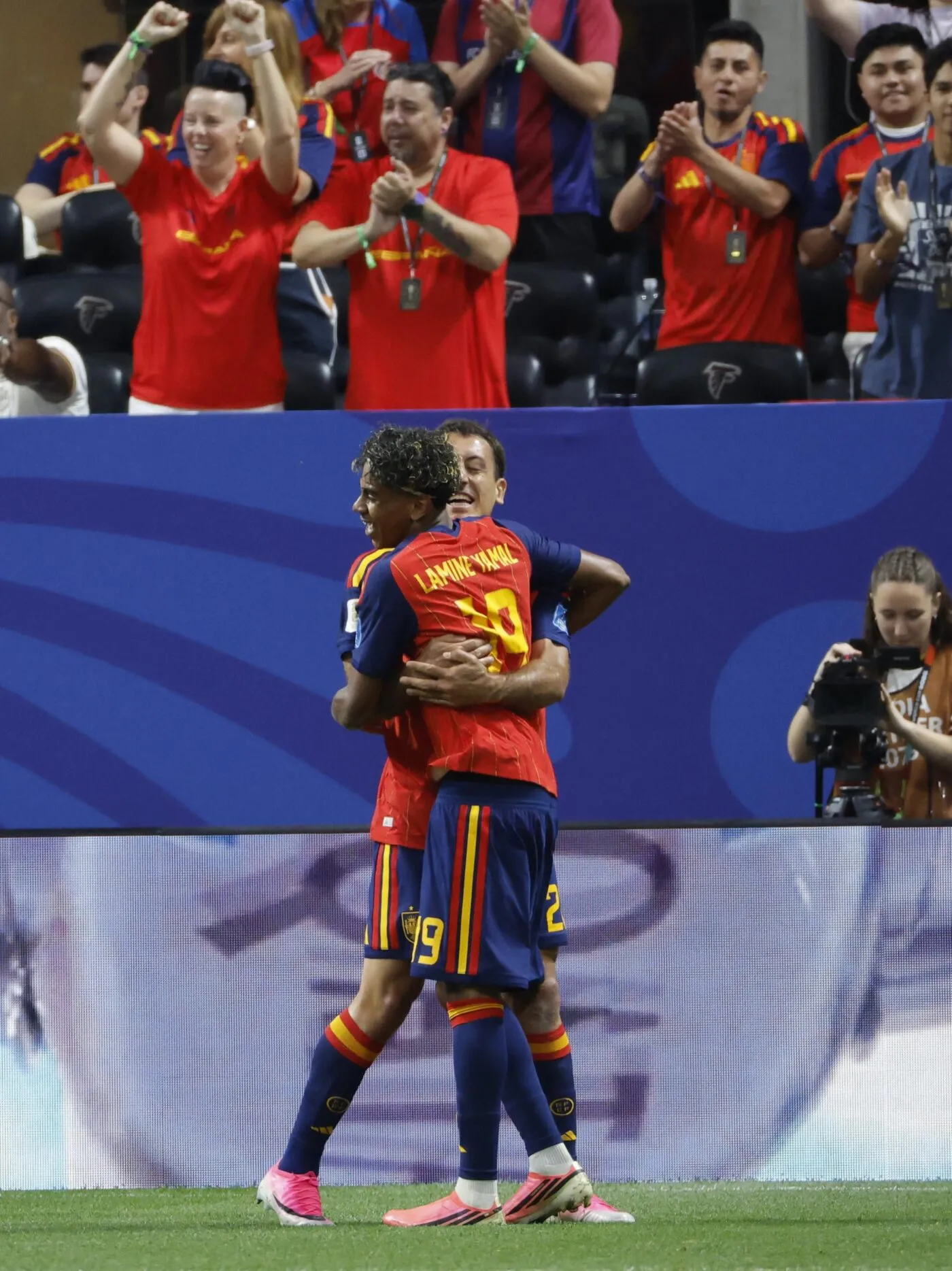 Lamine Yamal et Mikel Oyarzabal marquent l’histoire