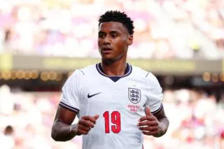 Ollie Watkins comprend totalement le choix de Jérémy Doku