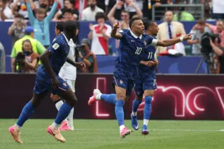 Face à l'Irak, Mbappé répond déjà à Messi