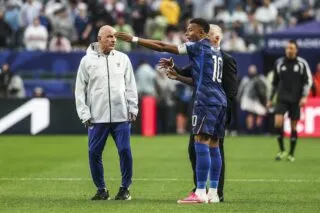 Le jour où Guy Stéphan a remplacé Didier Deschamps sur le banc des Bleus