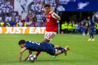 L'idylle entre Arsenal et ce défenseur aura une suite