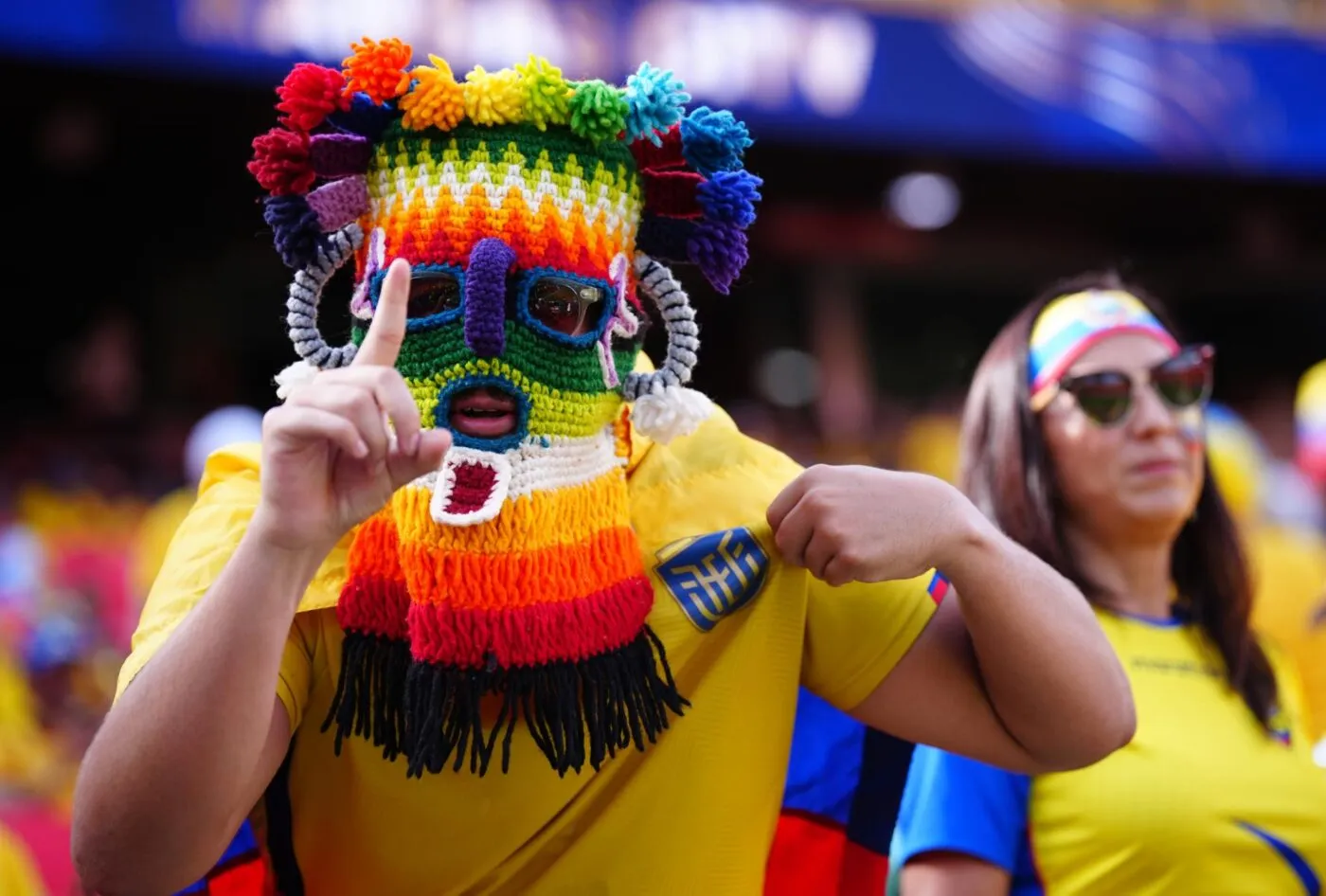 Des supporters de l’Équateur se mettent sur la gueule avant le match contre l’Allemagne