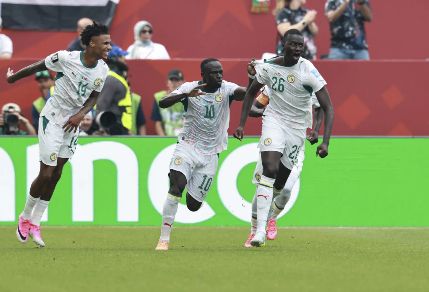 Le Sénégal cartonne l’Irak et peut croire à la qualif