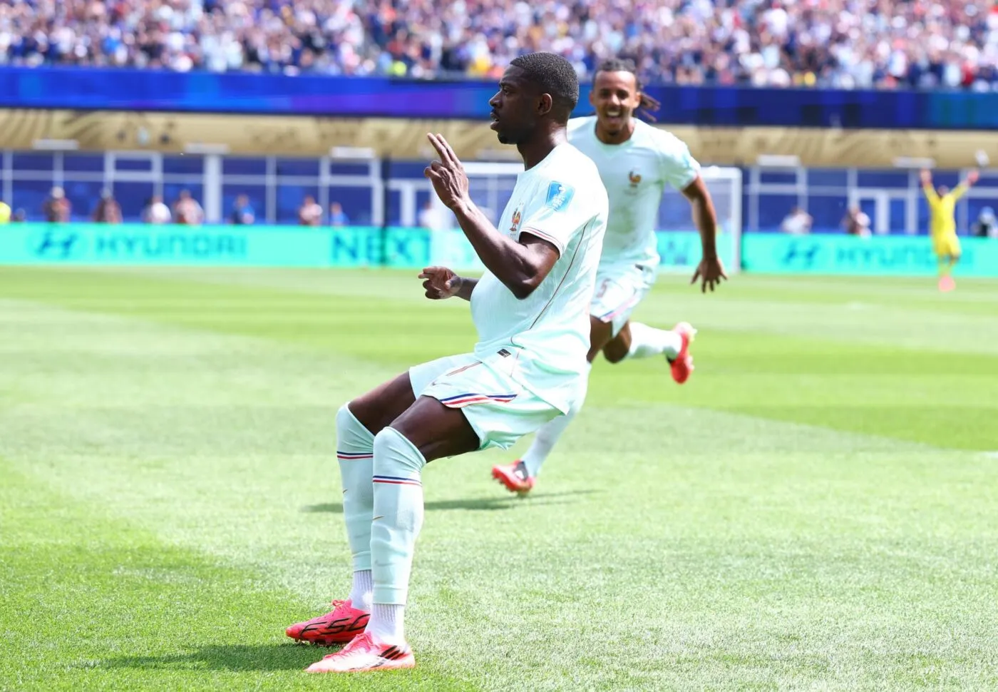 Ousmane Dembélé réagit à son triplé ... sans sourire