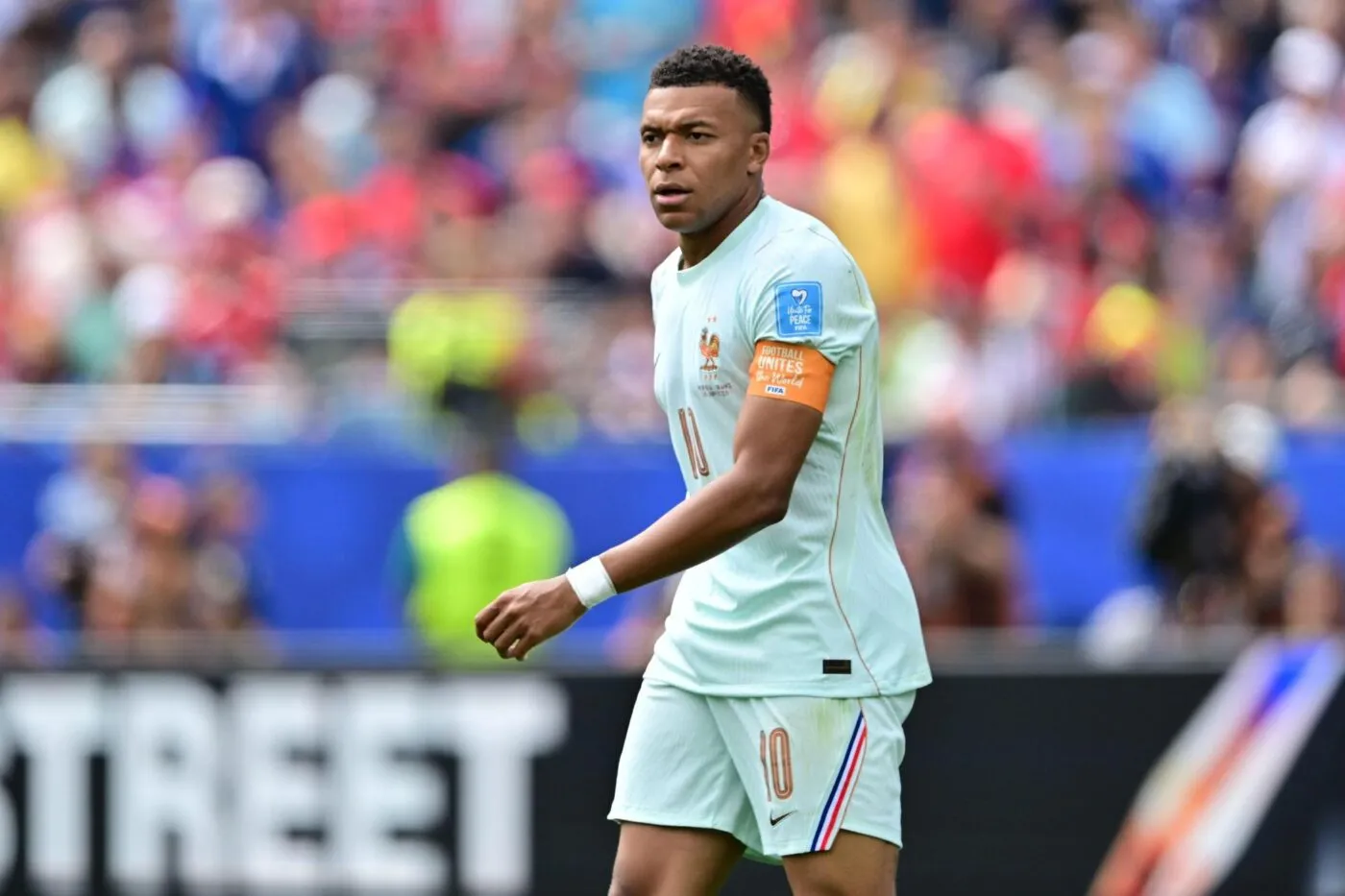 Une légende du foot se reconnaît en Mbappé