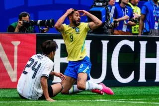 Matheus Cunha nettoie le cerveau des supporters japonais