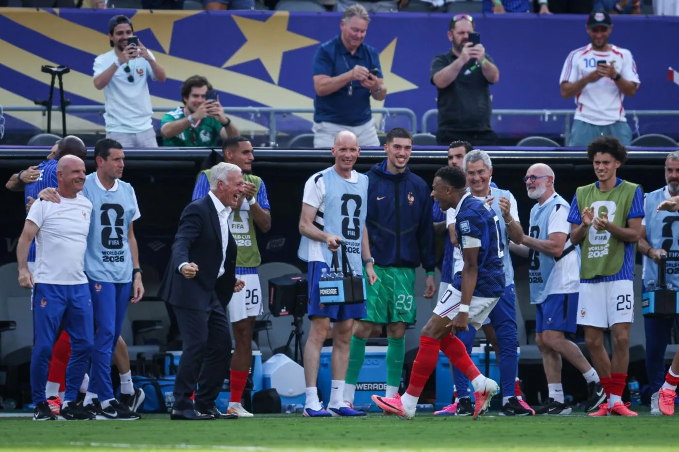 Les premières réactions de Didier Deschamps et Kylian Mbappé après la victoire des Bleus