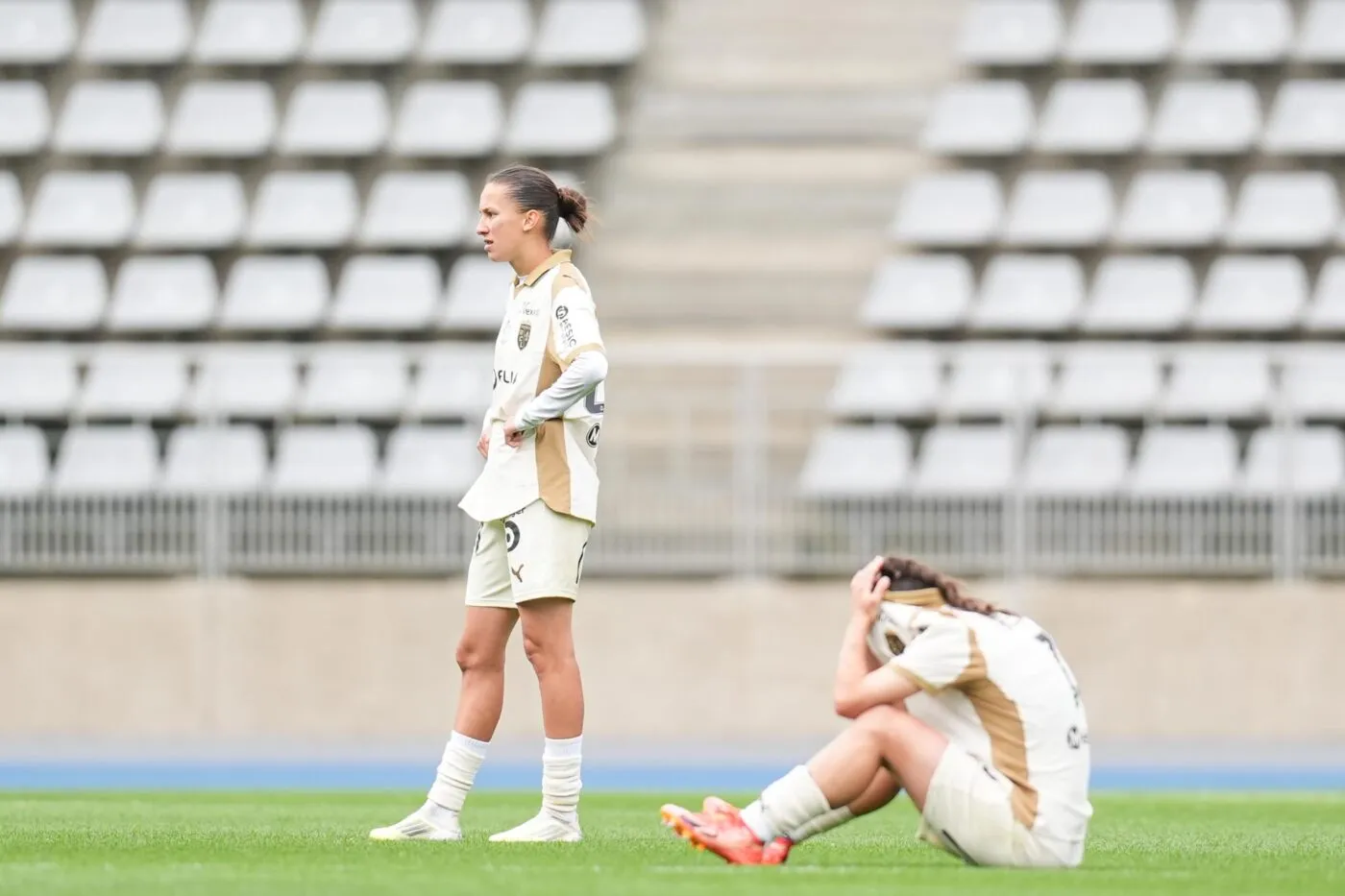 Le RC Lens met un immense coup de balai dans un de ses effectifs