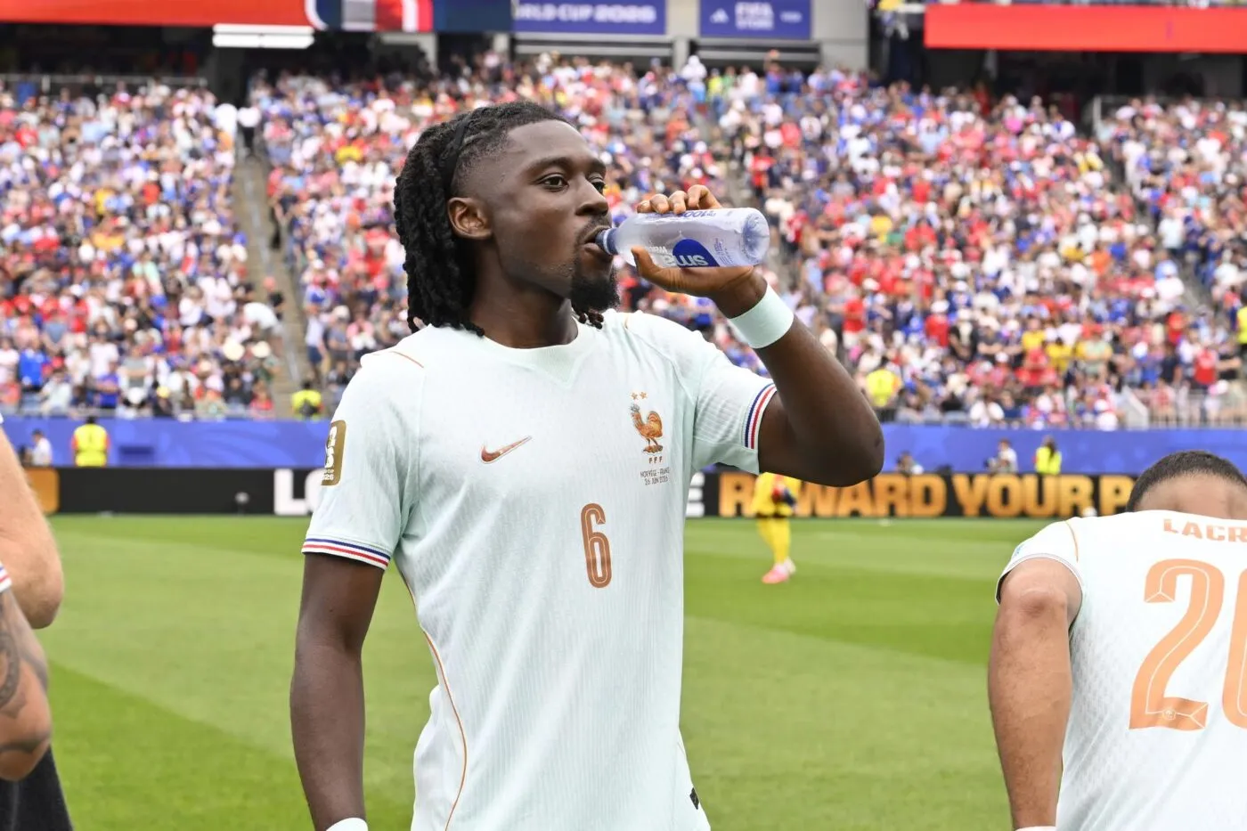 Pas de surprise dans la compo des Bleus face au Paraguay
