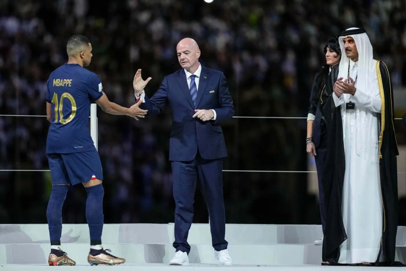 Infantino condamne les propos racistes tenus à l'encontre de Mbappé
