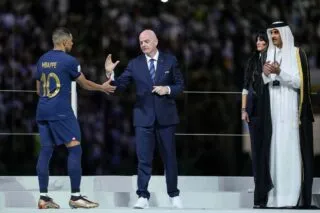 Infantino condamne les propos racistes tenus à l'encontre de Mbappé