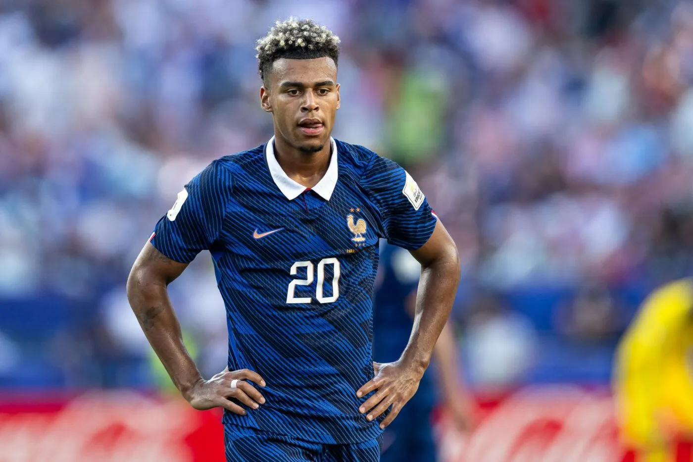 Une seule surprise au coup d’envoi pour les Bleus