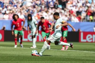 Kylian Mbappé rate son premier penalty en Bleu depuis une éternité