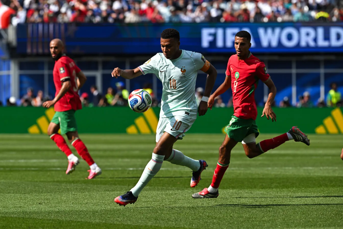 L’équipe de France distance le Maroc en six minutes