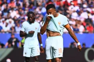 Kylian Mbappé sort touché à la cheville contre le Maroc
