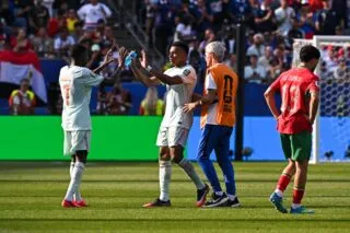 Le duo Mbappé-Dembélé égale une autre association de légende