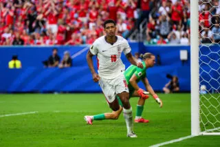 Est-ce qu'un câble a aidé Bellingham et les Anglais à se qualifier en demi-finales ?