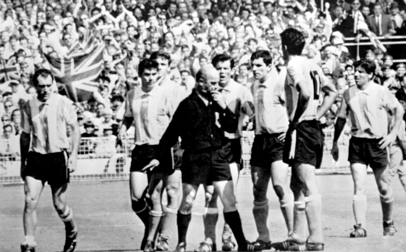 Antonio Rattín, ancien capitaine de l'Argentine, est décédé