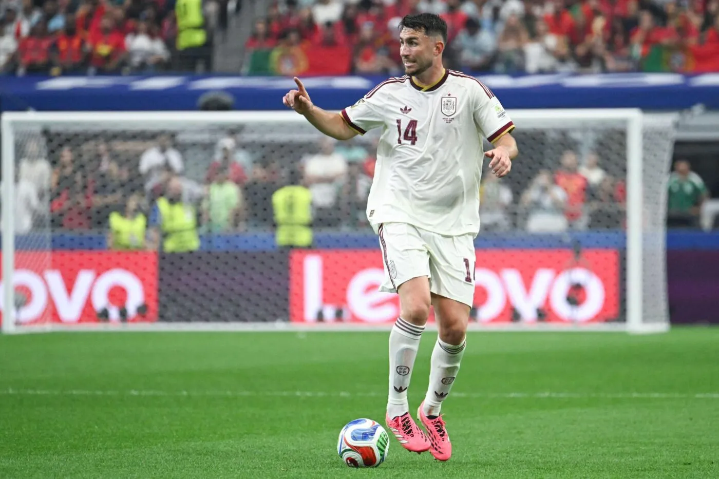 Laporte, comme à la maison
