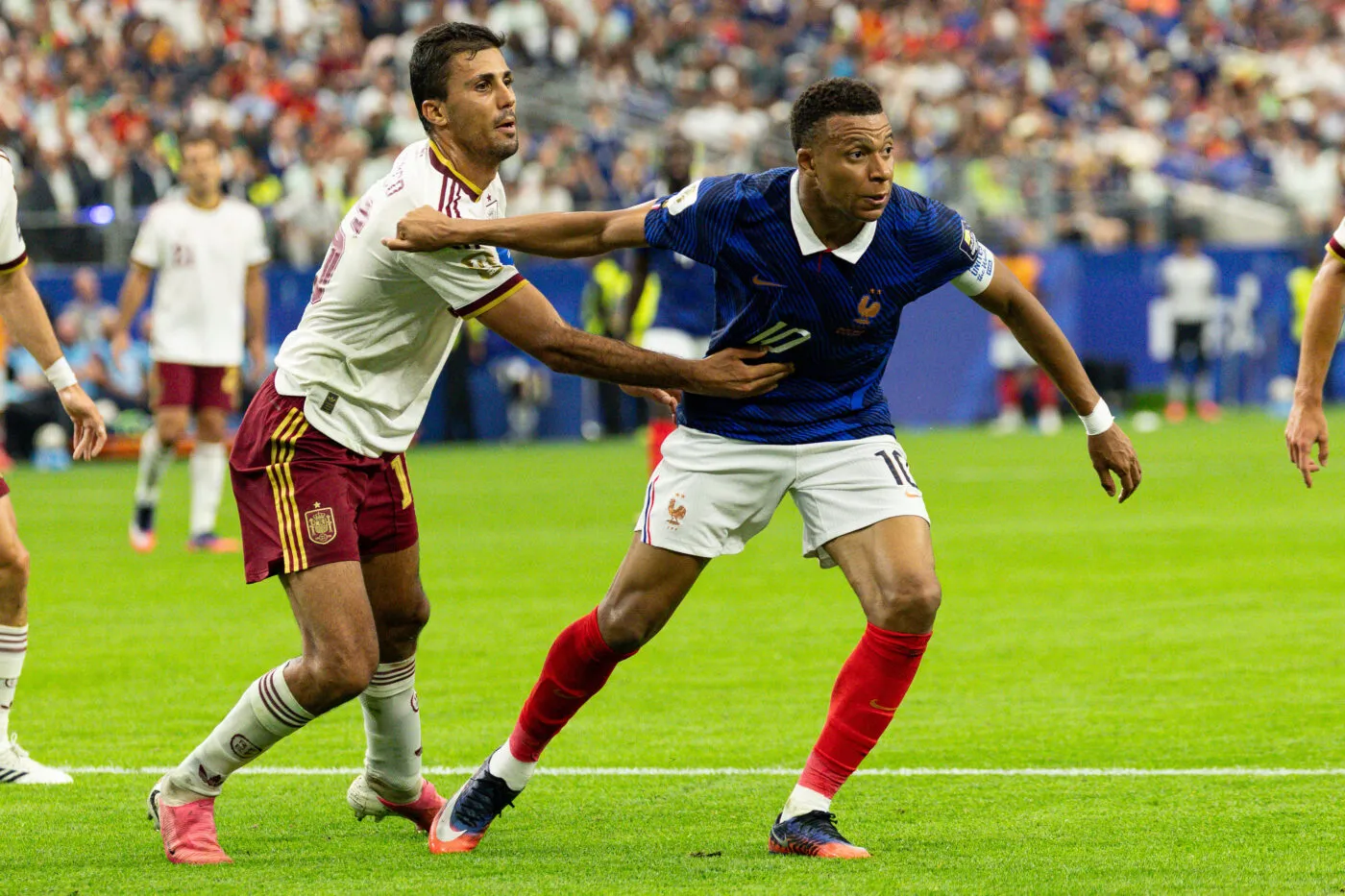 Pour les Bleus, une nouvelle leçon d'Espagnols