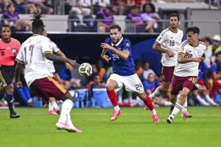 Rayan Cherki s’agace après une question sur son temps de jeu