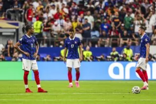 « Aux larmes citoyens », « acteurs de second rôle » : la presse mondiale allume les Bleus