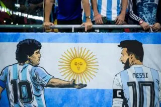 Lionel Messi joue aussi pour Diego Maradona