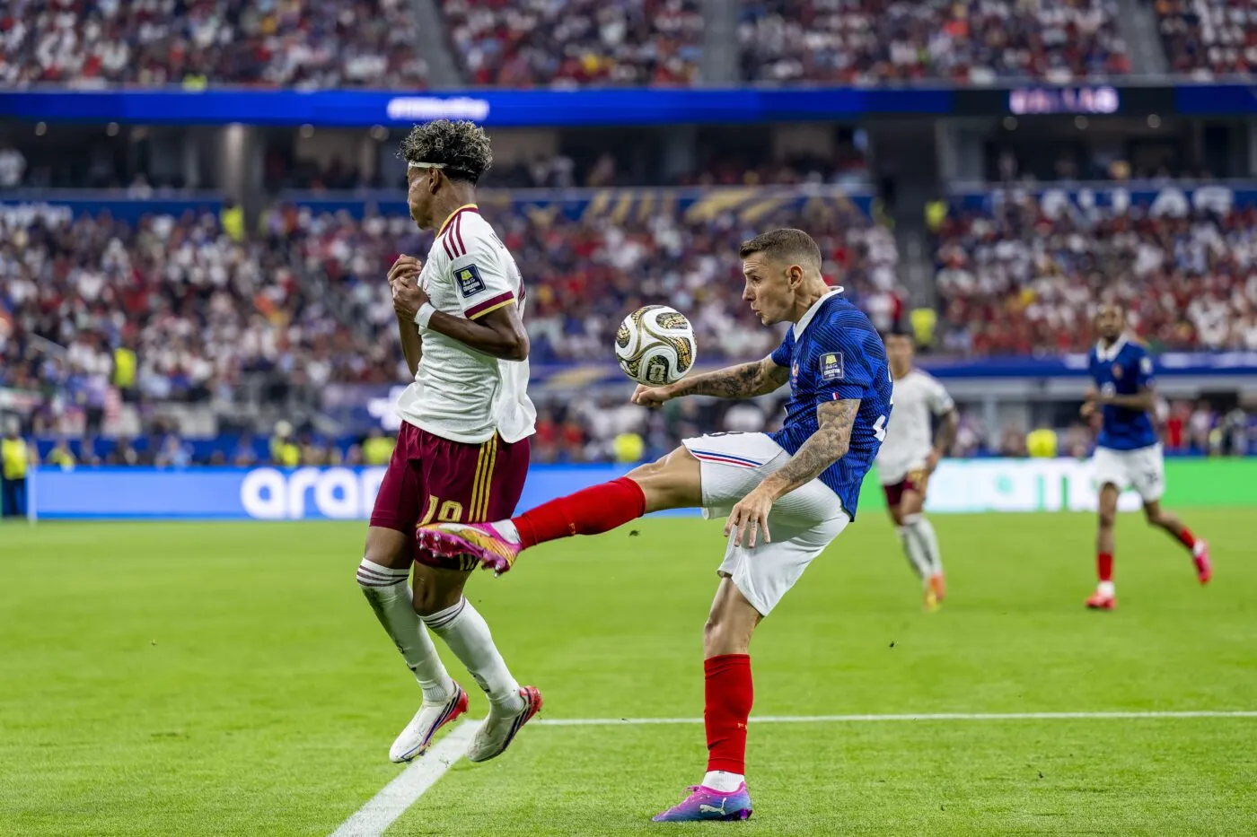 Lucas Digne : «<span style="font-size:50%"> </span>Je suis d'abord déçu de moi-même<span style="font-size:50%"> </span>»