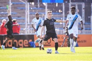 Le Paris FC met un  merlu bien frais dans ses filets