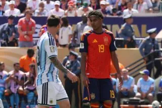 L'Espagne et l'Argentine se poussent en prolongation
