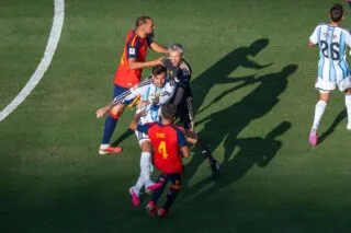 Le pétage de plombs de Leandro Paredes