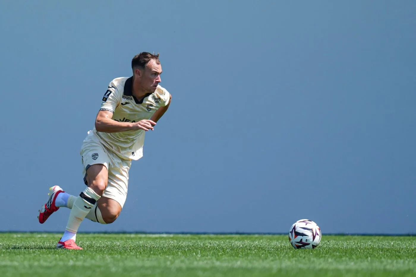 Pablo Pagis s'illustre encore avec le Paris FC