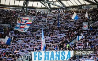 6500 supporters d'un club de D3 allemande se déplacent en Angleterre pour un match amical