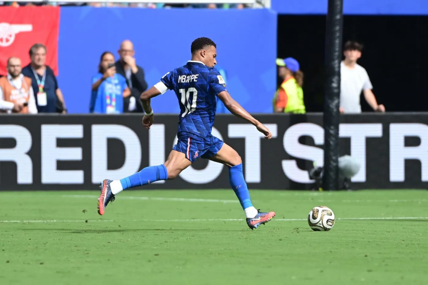 Kylian Mbappé adresse une lettre aux Français
