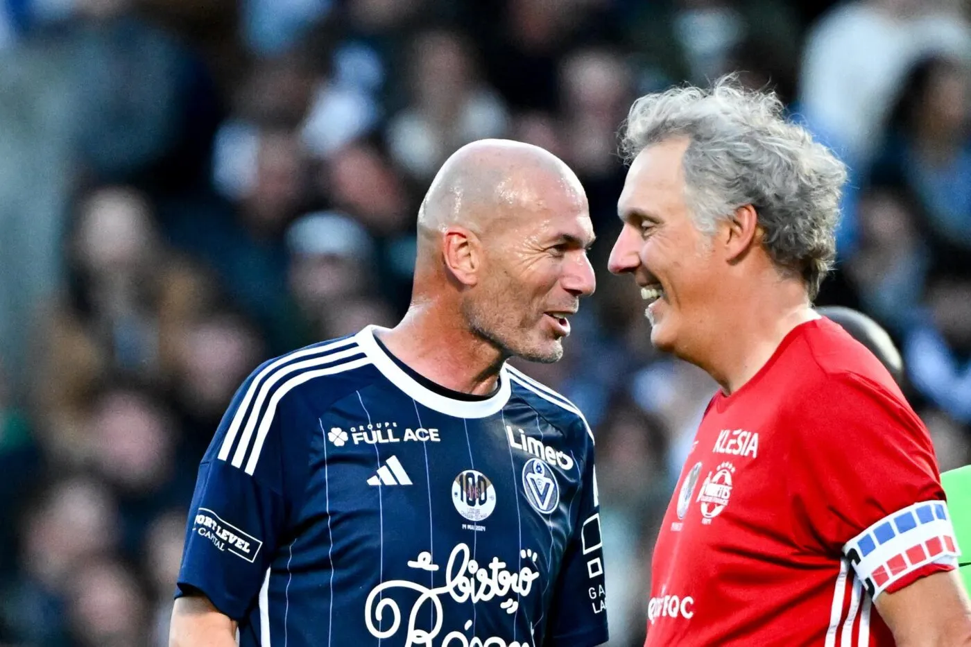 Laurent Blanc couvre Zinédine Zidane d'éloges