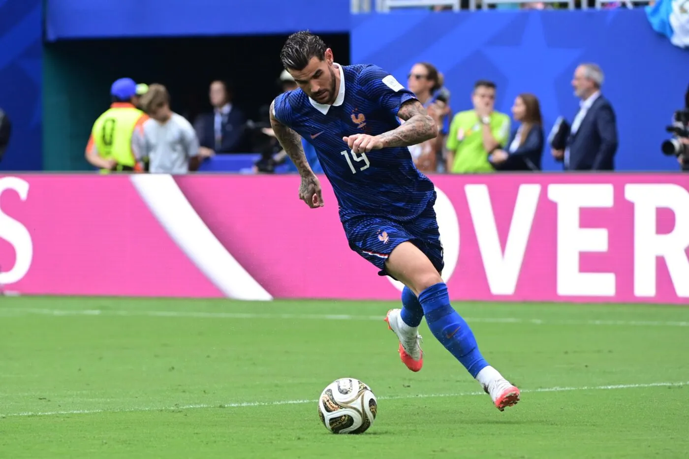 Théo Hernandez bientôt de retour en Europe ?