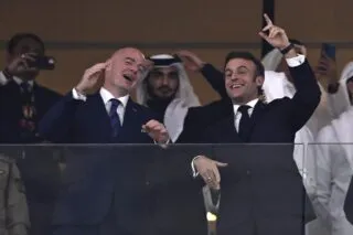 Voyez Monsieur Macron : le football est bel et bien politique
