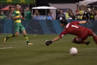 Cinq buts inscrits hors de la surface dans le même match aux États-Unis