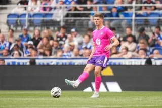 Charlie Cresswell reste en Ligue 1 contre au moins 25 millions d'euros