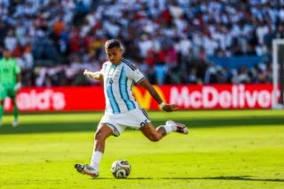 L'improbable échange de Facundo Medina avec un garagiste