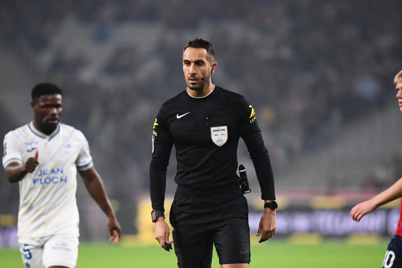 Une peine de prison avec sursis requise contre un ancien arbitre de Ligue 1
