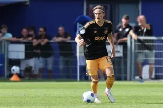 Mika Godts confirme des discussions avec le PSG