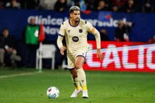 Ronald Araújo débarque à Liverpool