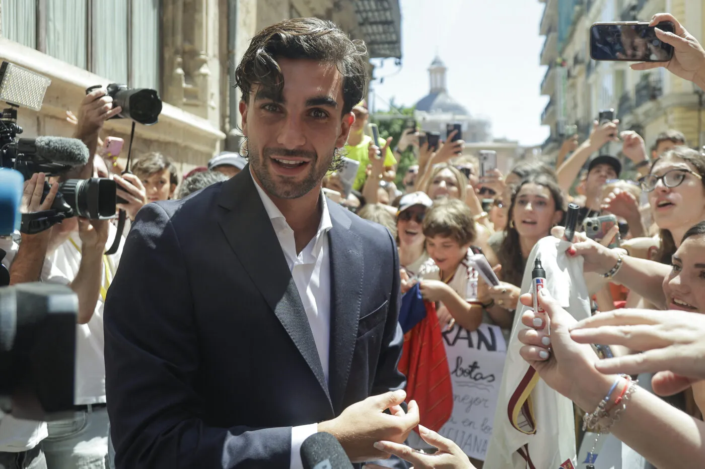 Ferran Torres est officiellement parisien
